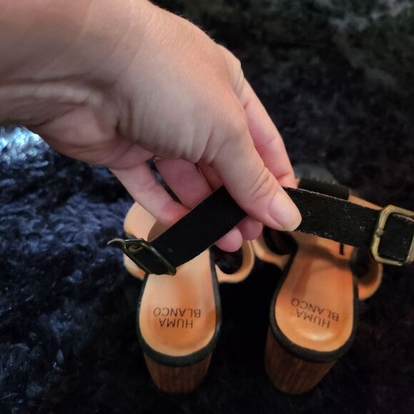 EU 38 Elegant Black Suede Block Heel Sandals - Picture 8 of 10